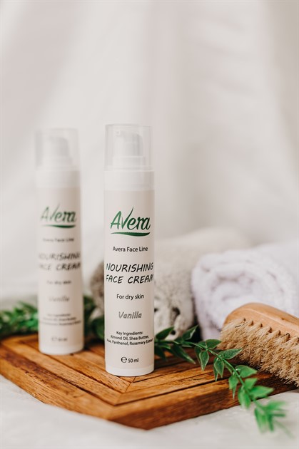 Tillfälligt slut!! Nourishing Face Cream For Dry Skin Vanilla 50 ml